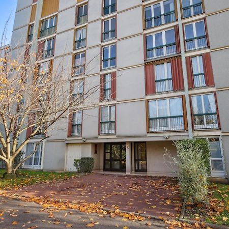 Apartamento Chic Apart With Parking Chaville Exterior foto