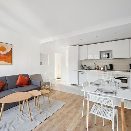 Apartamento Chic Apart With Parking Chaville Exterior foto