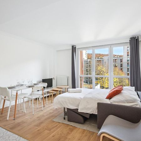 Apartamento Chic Apart With Parking Chaville Exterior foto